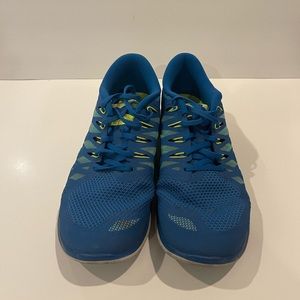 Nike free 5.0 mens shoes. sz 12.